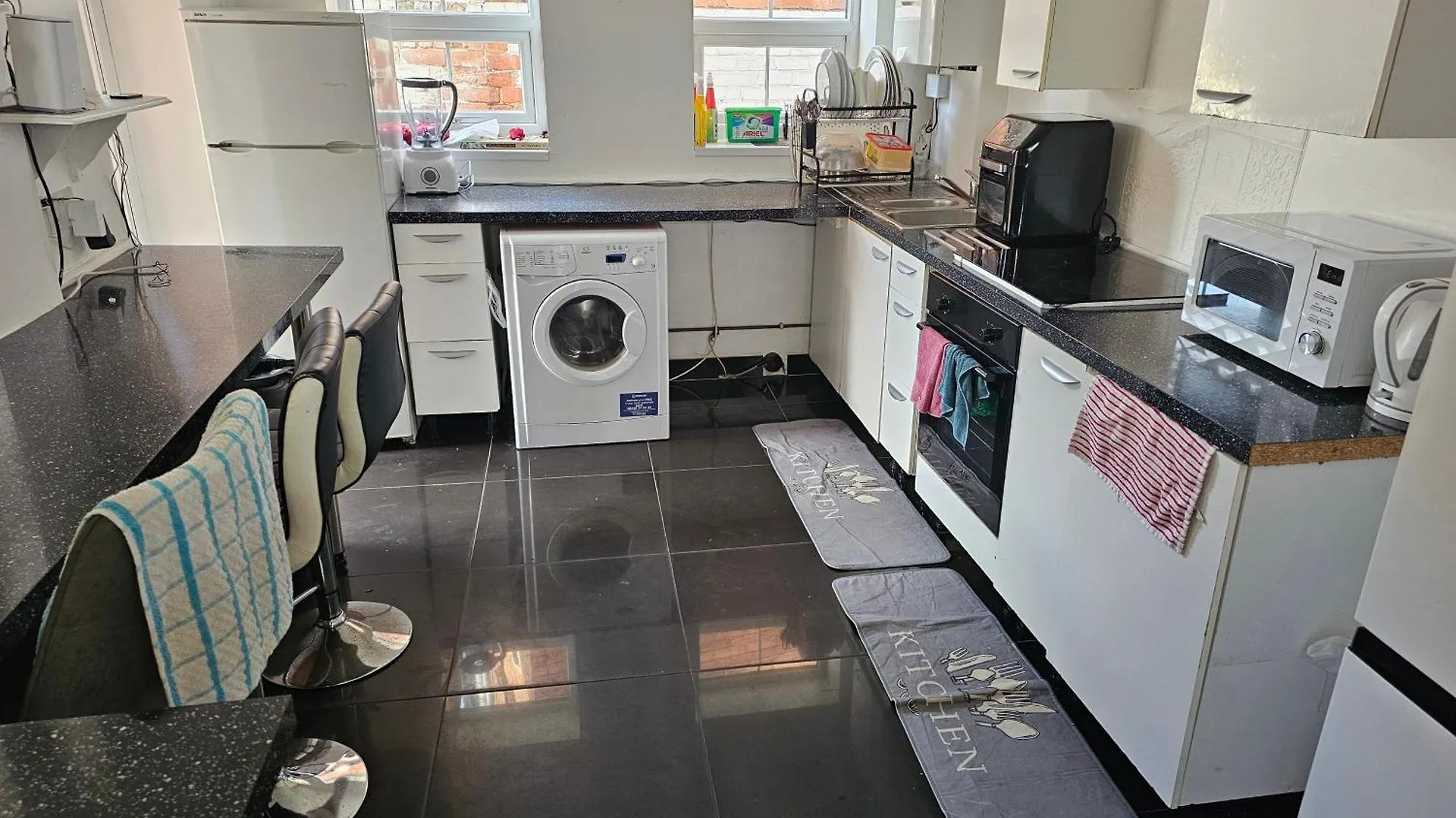 Homestay Available Rooms At Buckingham Road Doncaster