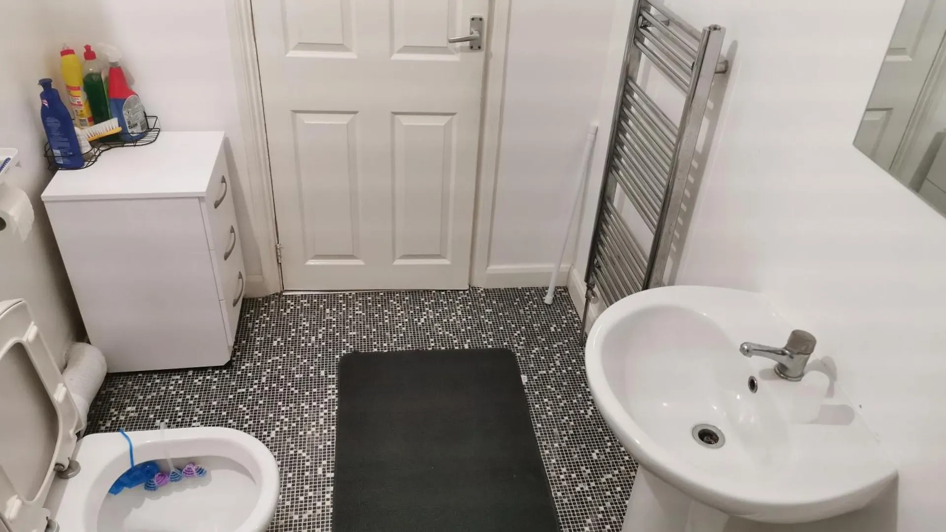 Available Rooms At Buckingham Road Doncaster Homestay